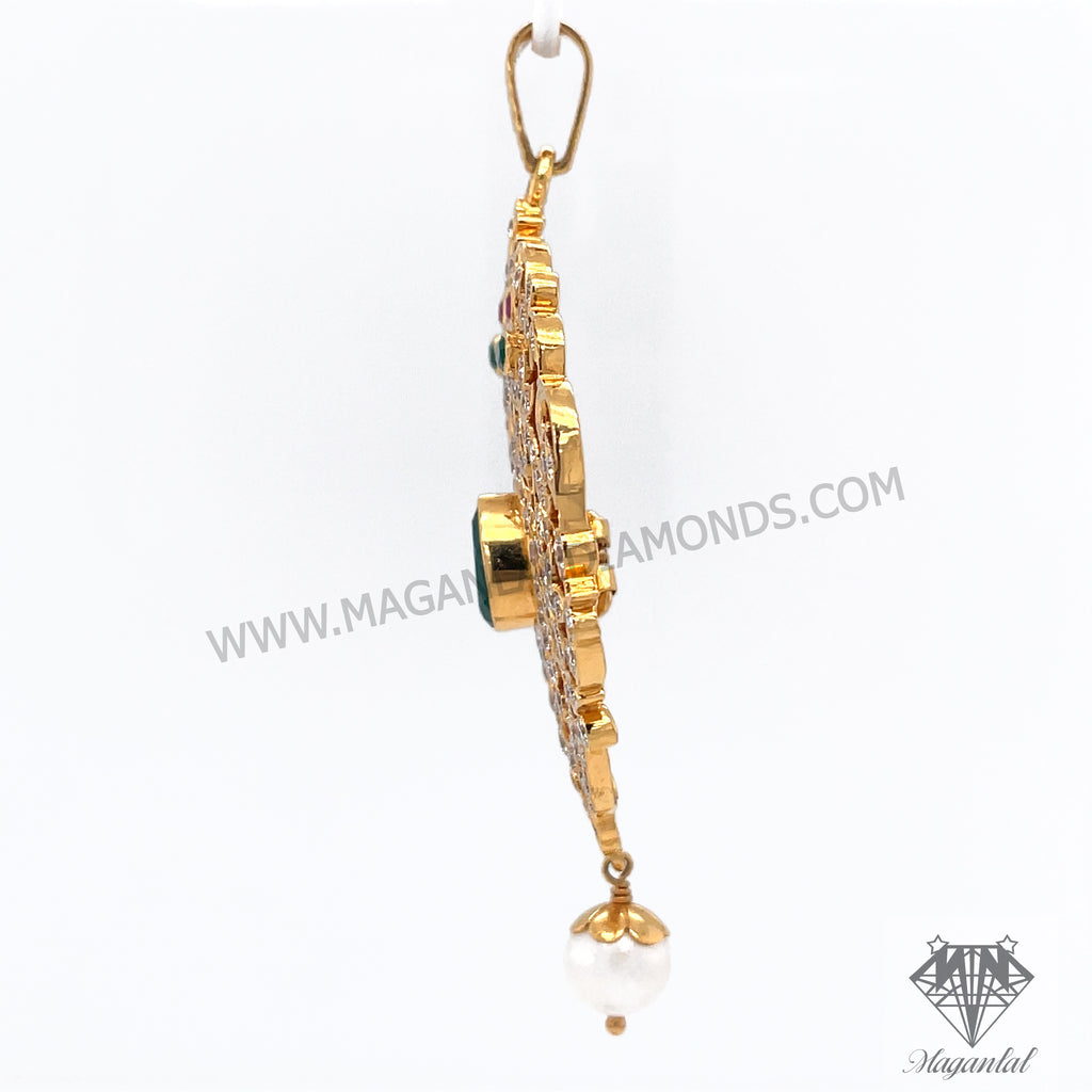 SHRUTI DIAMOND PENDENT